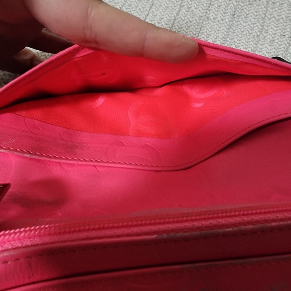 CHANEL Cambon Long Wallet, Hot Pink Interior - Picture 7 of 15